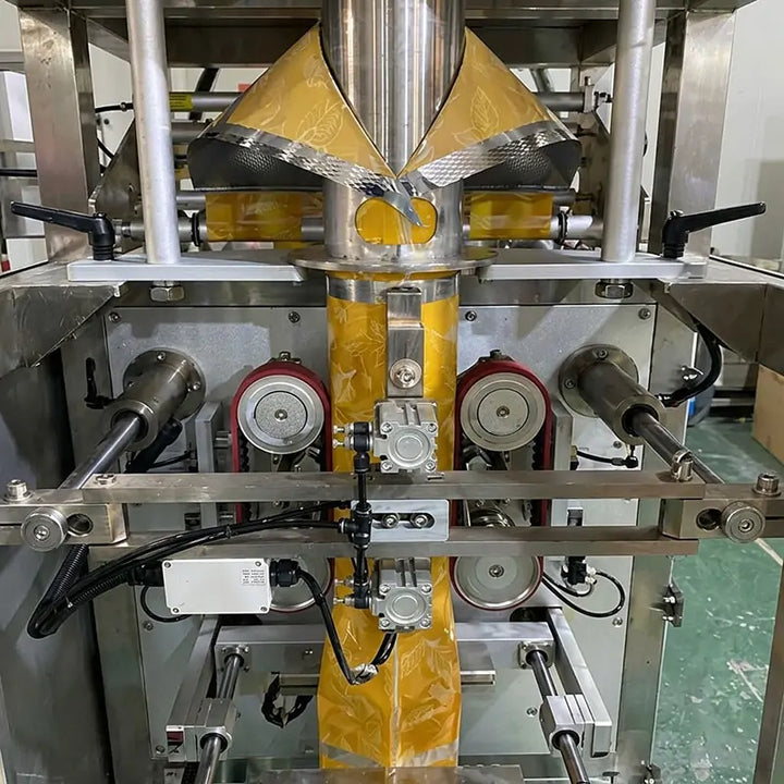 chips packaging machine